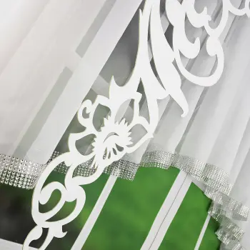 Biała firanka woalowa + panel i cyrkonie 145x400cm