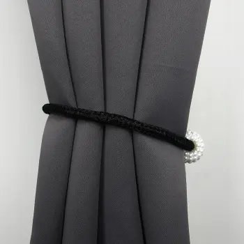 Spinka do zasłon na magnes czarna/biała 40 cm