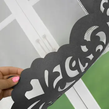 Panel dekoracyjny z cyrkoniami i ażurem szary L443