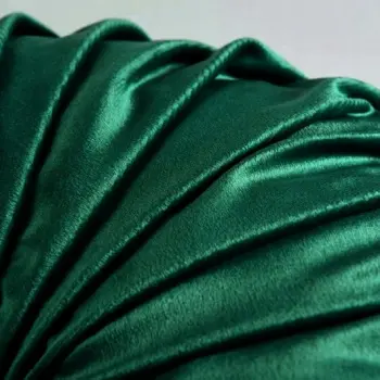 Poduszka dekoracyjna zielona velvet welur okrągła koło plisowana 35x35