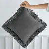 Poszewka dekoracyjna falbany welur 40x40 jasno szara